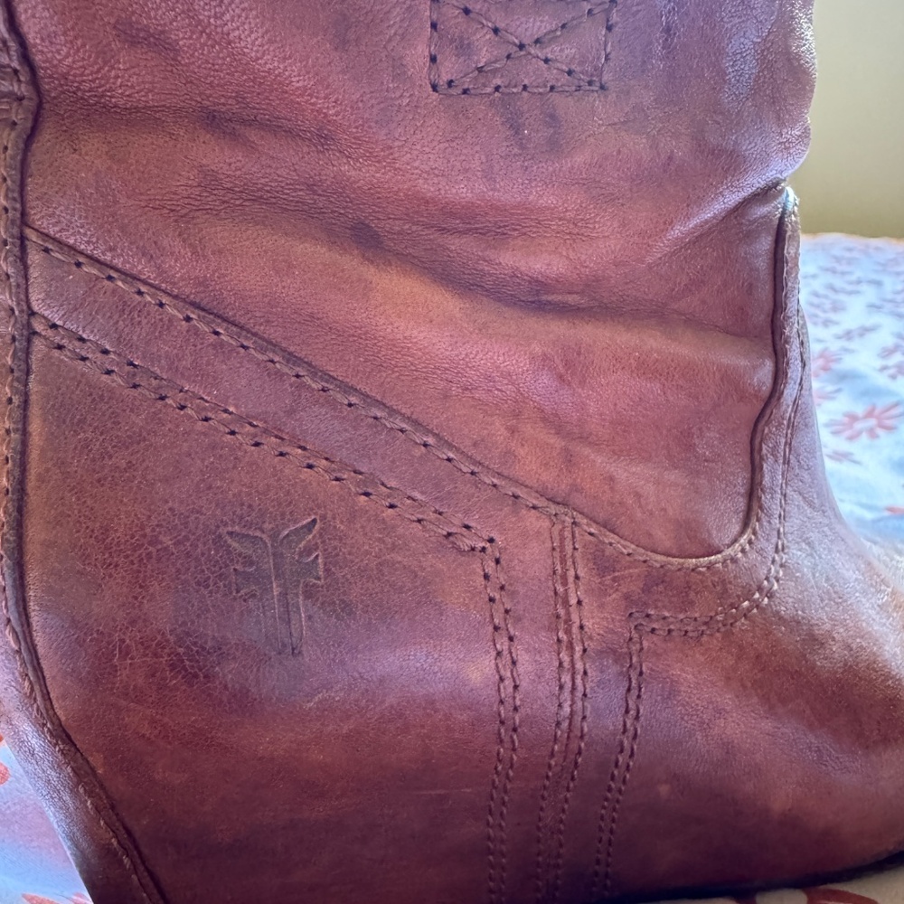Frye wedges size 6.5